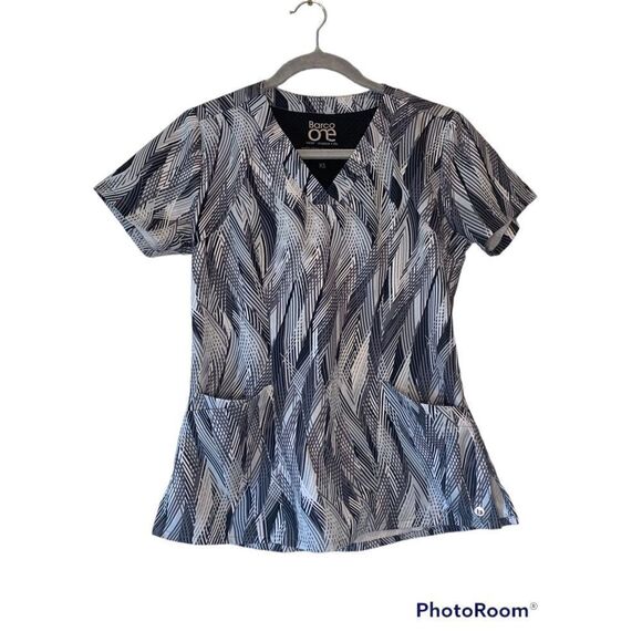 Barco Uniforms | Tops | Barco One Black and White Scrub Top | X-Small - Picture 1 of 3
